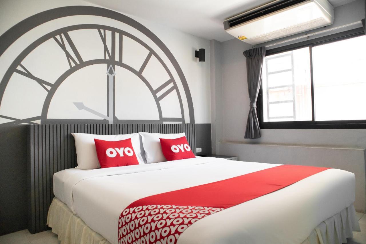 Oyo 501 At Night Hostel Phuket Εξωτερικό φωτογραφία