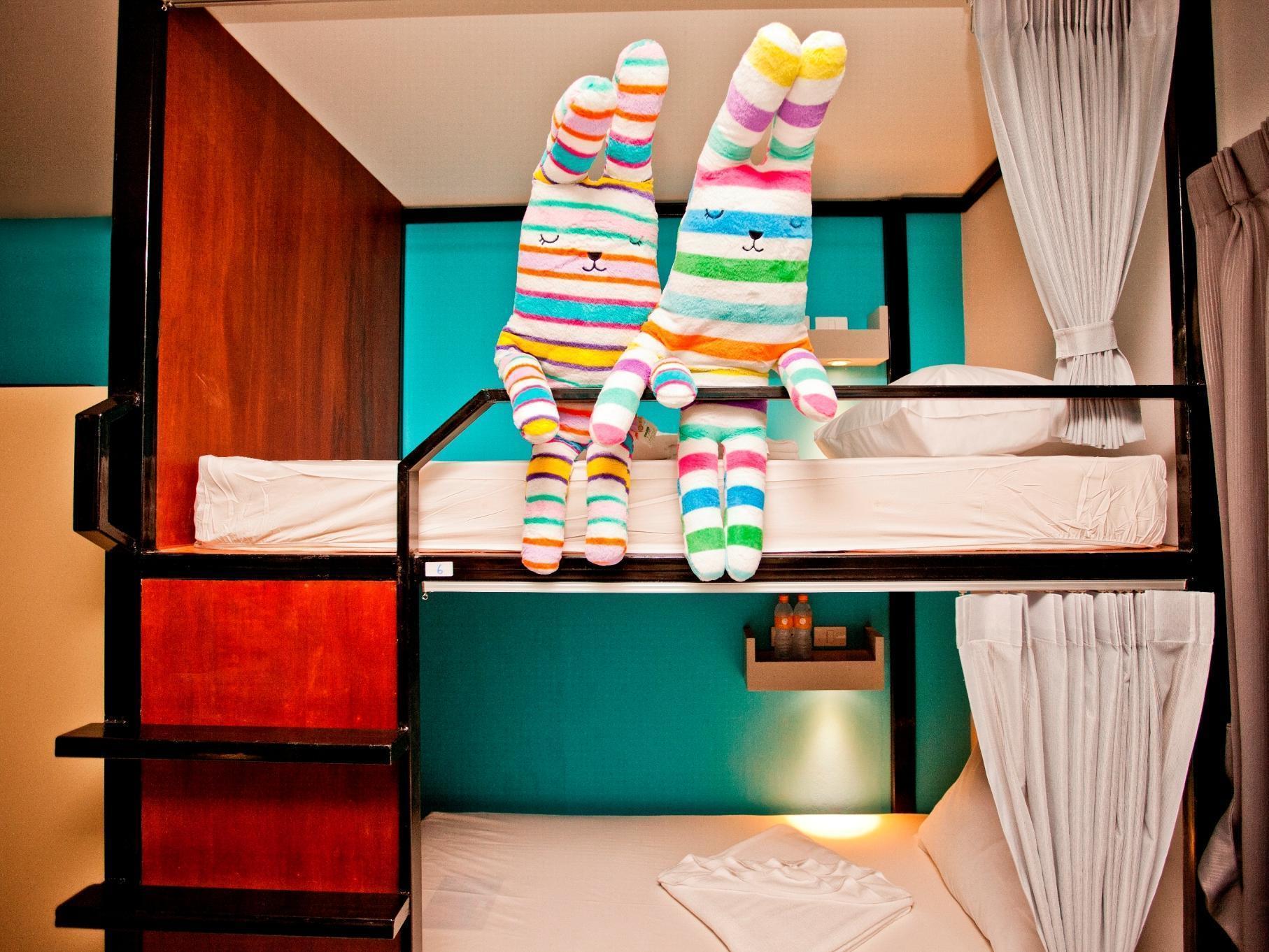 Oyo 501 At Night Hostel Phuket Εξωτερικό φωτογραφία